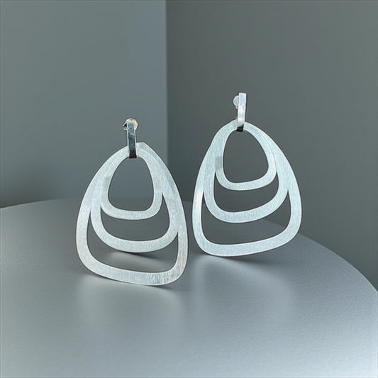 Three Curved Triangle